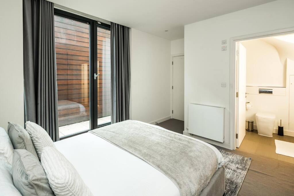 Chic And Spacious Flat Near Bond Street Apartment Londra Exterior foto